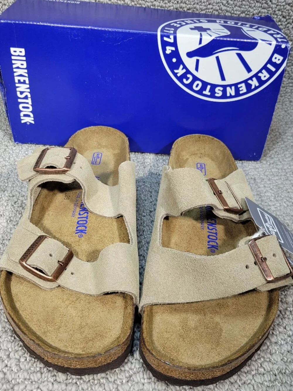 Birkenstock Arizona Unisex Size 42 L11 M9 Regular Taupe Suede Slide Sandals